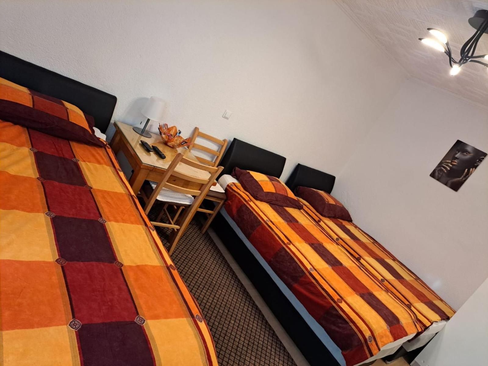 ליבנו Apartmani Konta מראה חיצוני תמונה