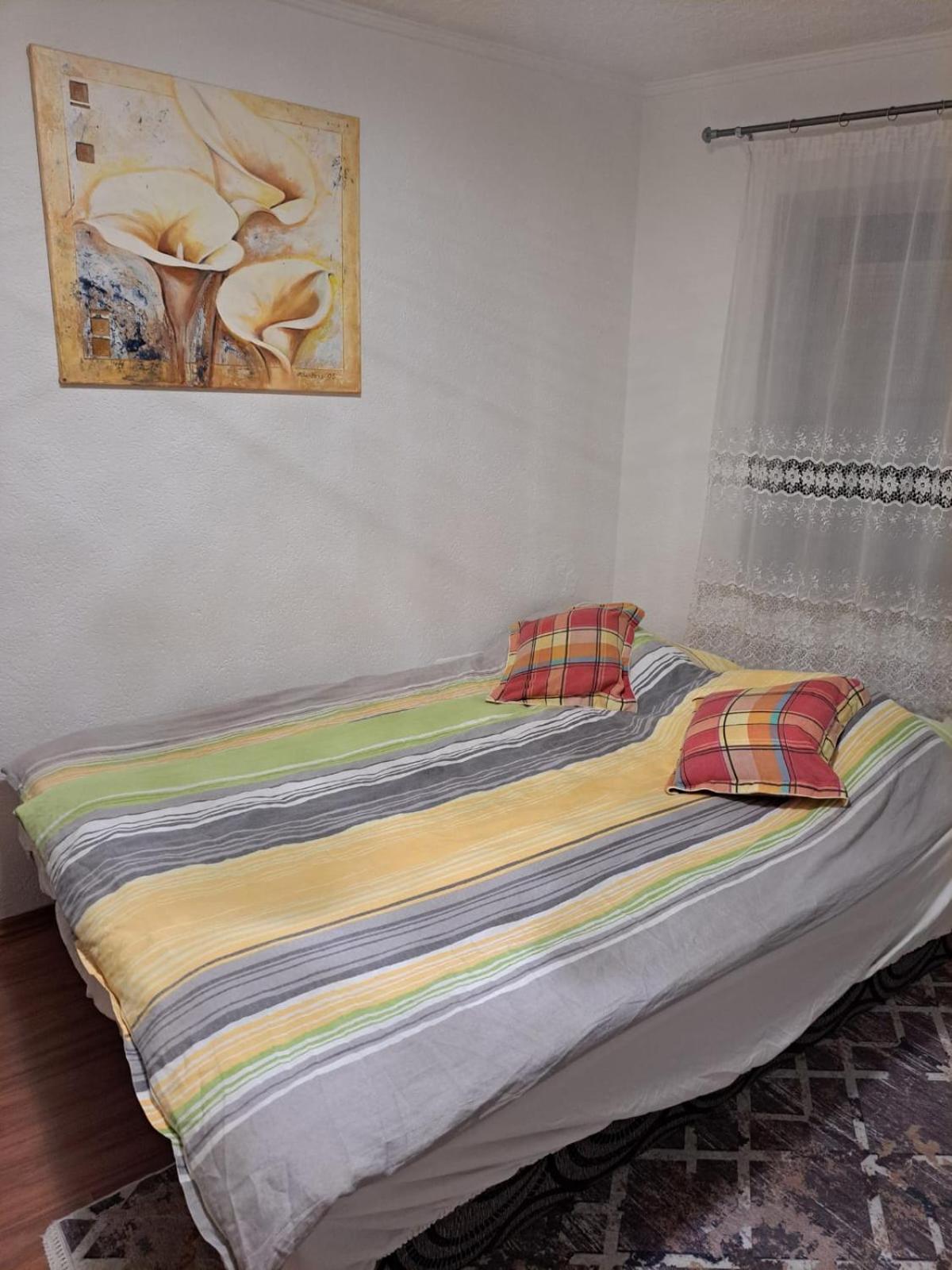 ליבנו Apartmani Konta מראה חיצוני תמונה